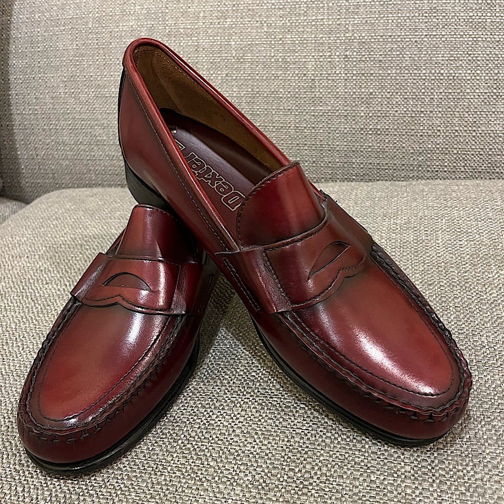 Vintage Dexter loafers in like new condition.  Men’s size 12.  Made in USA.